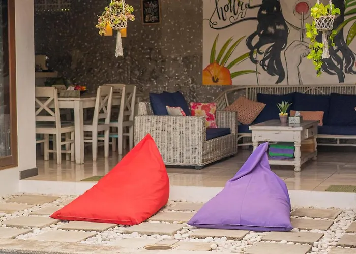 Salya - 3br - Private Pool - 1min Walk To La Favela! *
