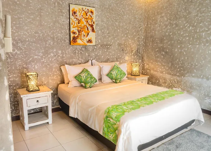 Salya - 3br - Private Pool - 1min Walk To La Favela! *
